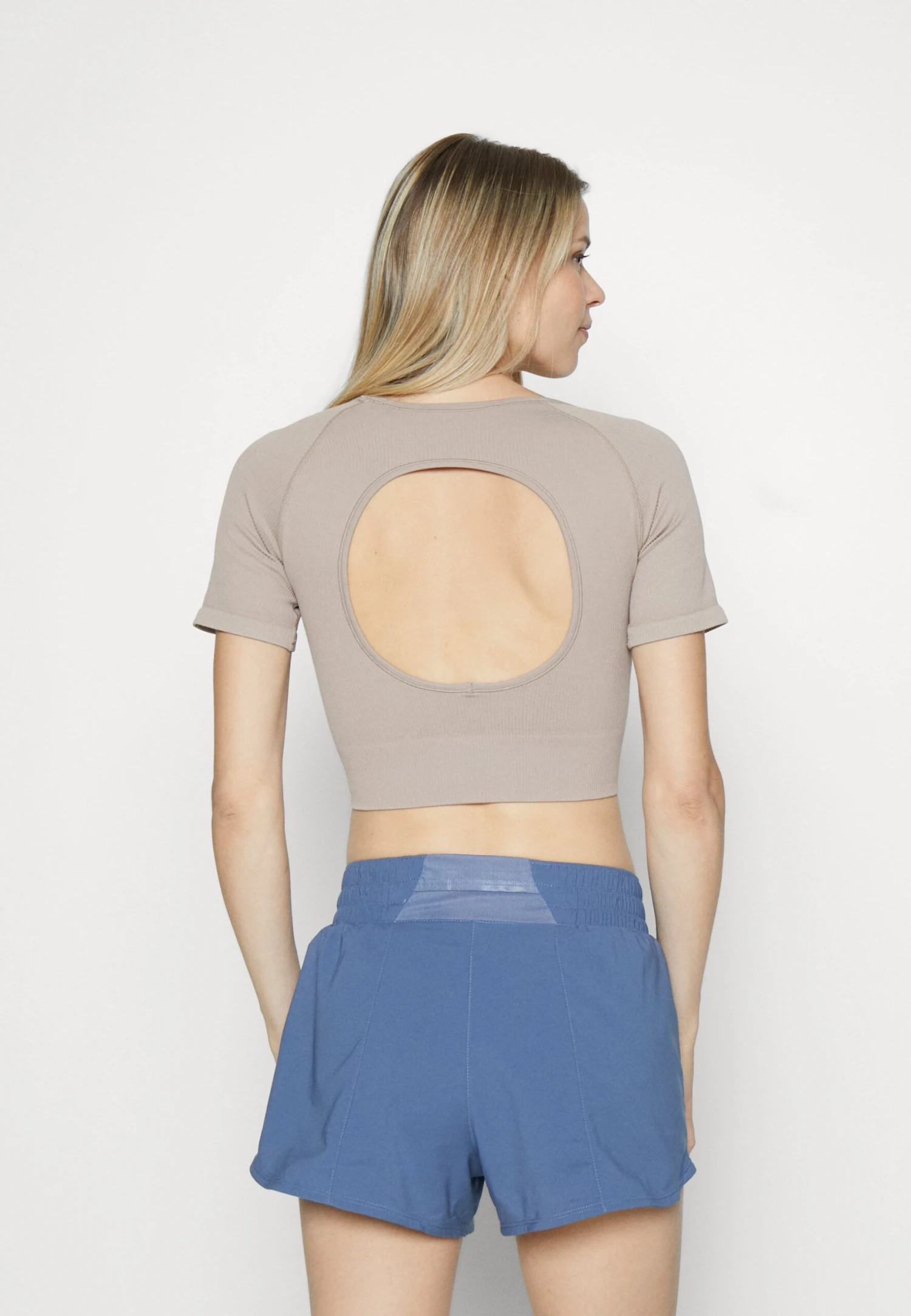 T-Shirt Imprimé - Taupe – Image 3