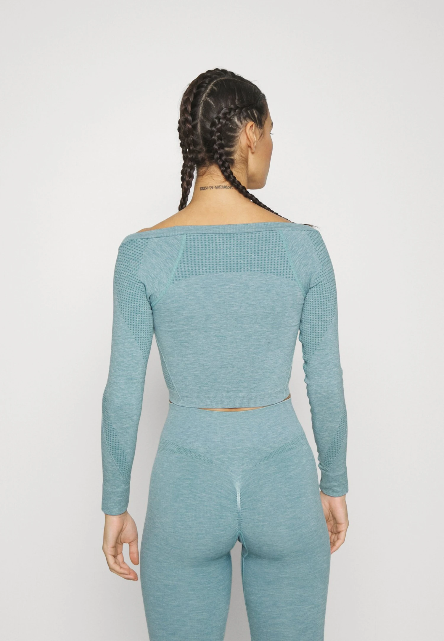 Seamless Cropped Longsleeve - T-Shirt À Manches Longues - Blue-Grey – Image 3