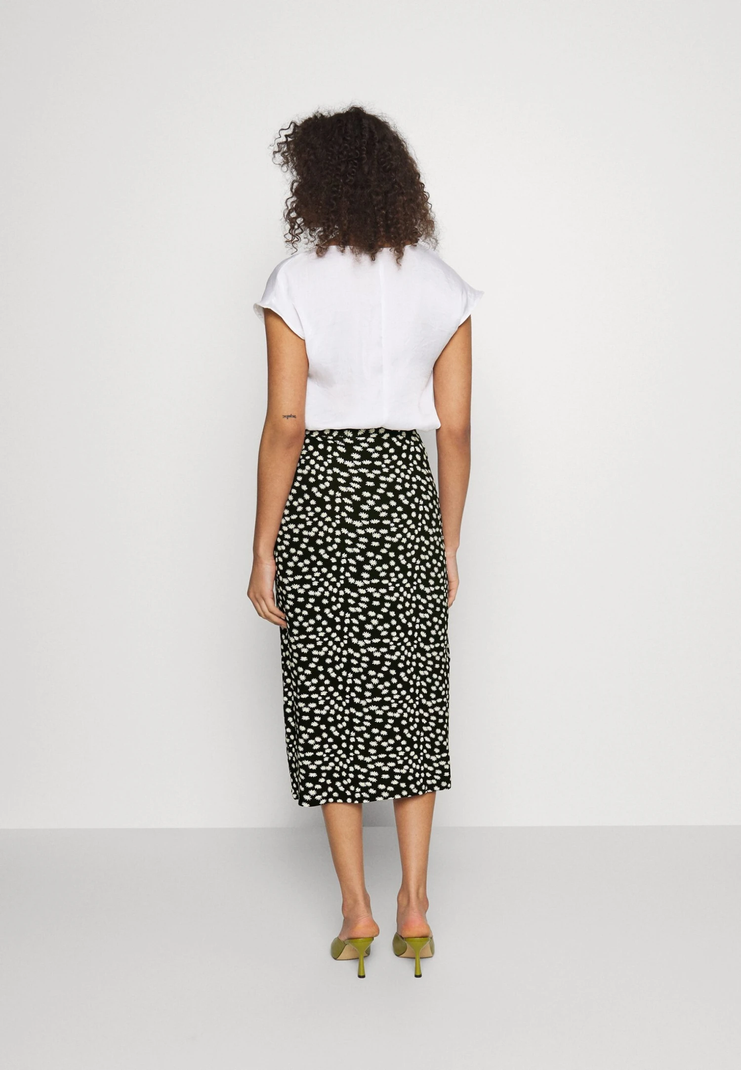 Midi Straight High Skirt - Jupe Crayon - Black/White â Image 3